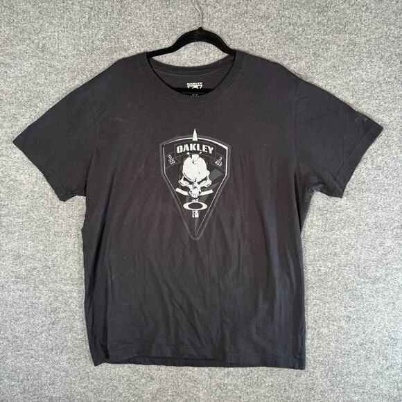 Oakley Shirt Mens XL Black Skull Logo Retro Y2K Tshirt Crewneck Casual - Picture 1 of 10